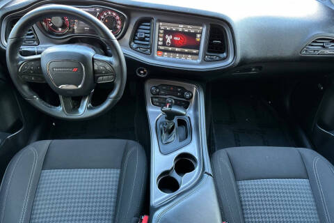 2023 Dodge Challenger SXT