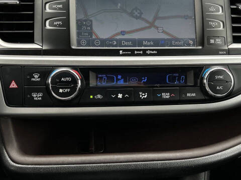 2017 Toyota Highlander XLE