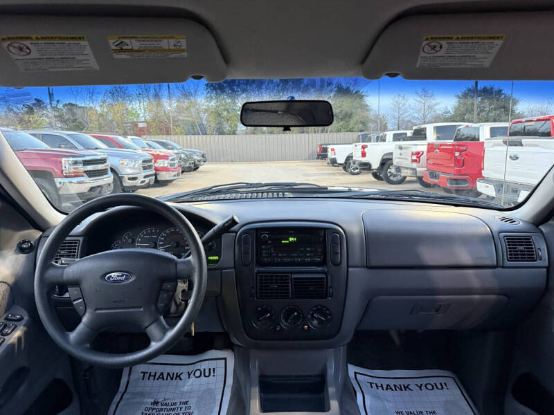 2002 Ford Explorer XLS