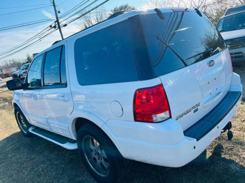 2004 Ford Expedition XLT