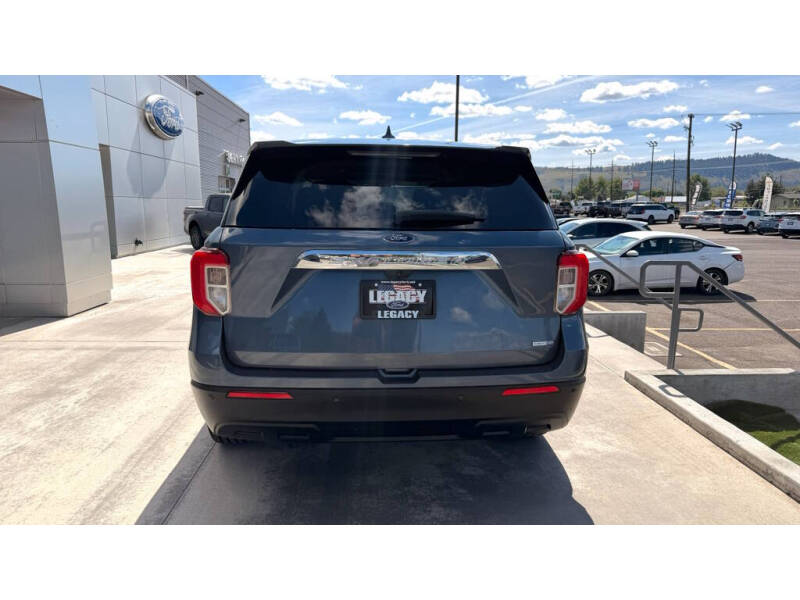 2020 Ford Explorer