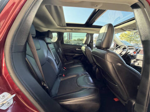 2019 Jeep Cherokee Latitude Plus