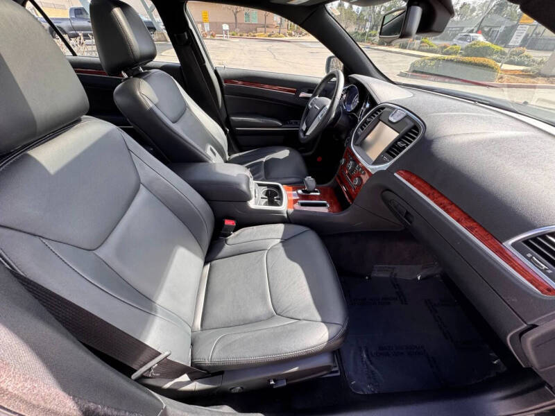 2014 Chrysler 300