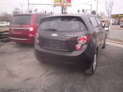 2015 Chevrolet Sonic LT Auto