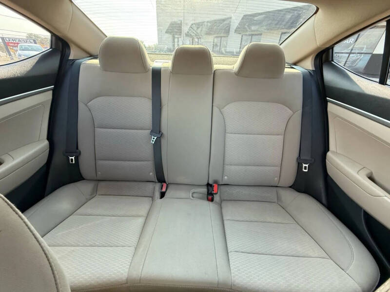 2020 Hyundai Elantra