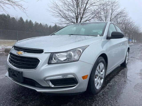 2015 Chevrolet Cruze for sale at GOOD USED CARS INC in Ravenna OH