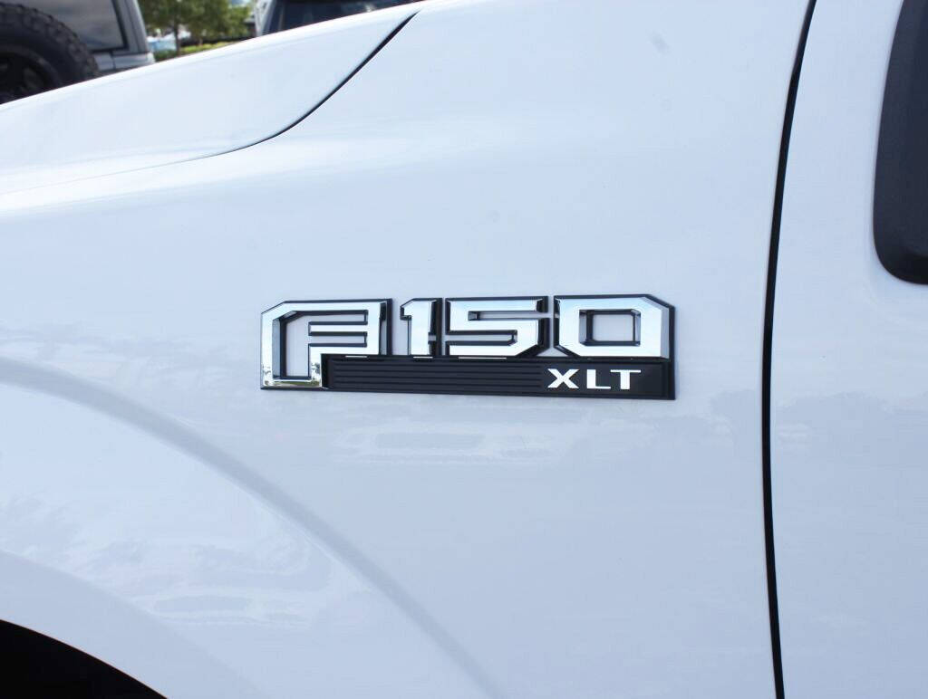 2019 FORD F-150 Pickup - $33,995