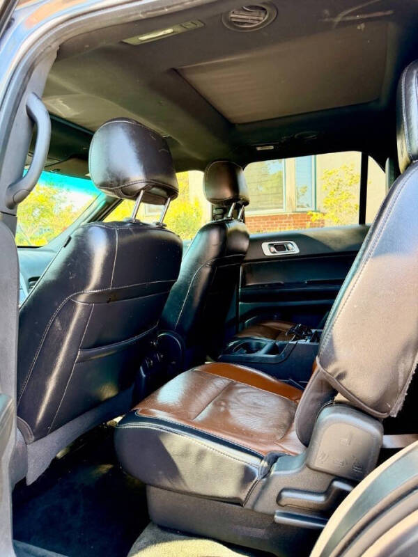 2011 Ford Explorer Limited