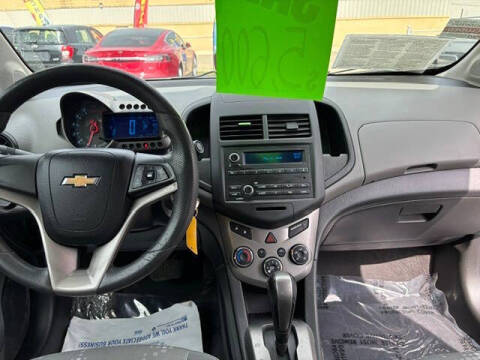 2013 Chevrolet Sonic LS Auto