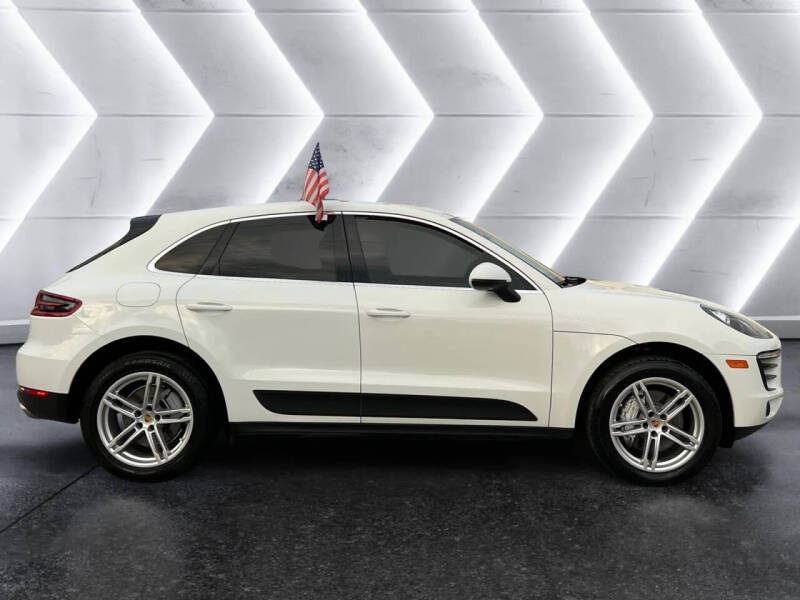 2018 Porsche Macan S