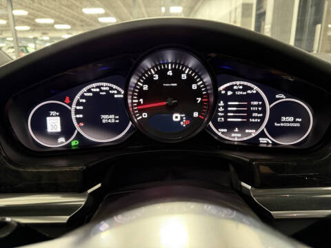 2017 Porsche Panamera 4S