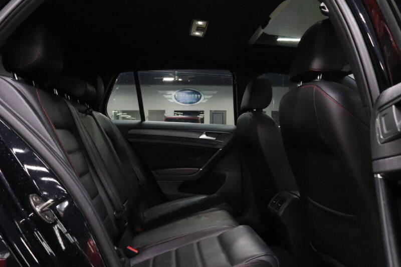 2019 Volkswagen Golf GTI S