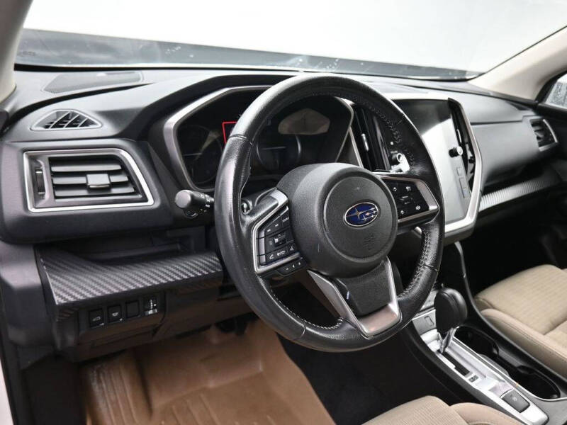 2023 Subaru Ascent Premium 8-Passenger