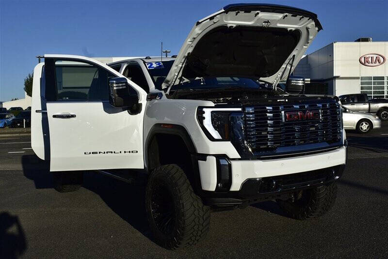 2024 GMC Sierra 3500HD