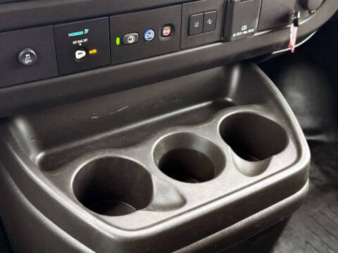 2025 Chevrolet Express LT 2500