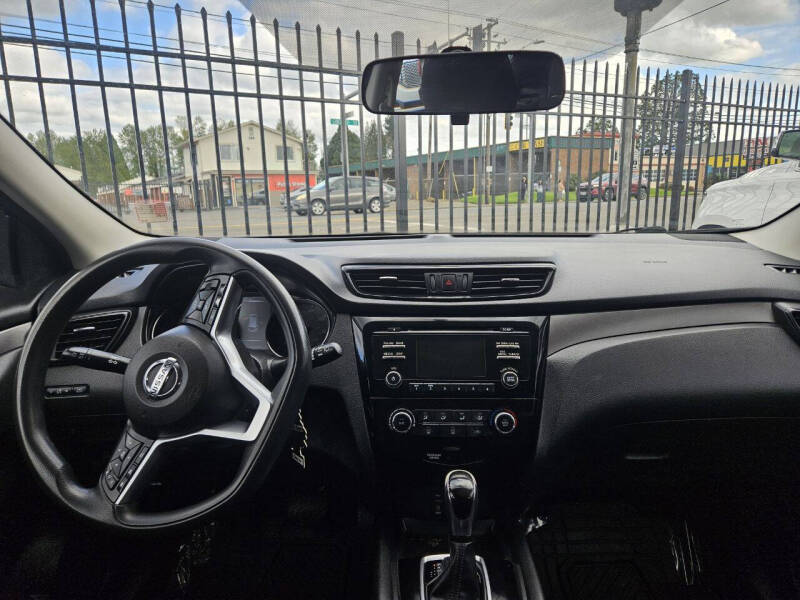 2017 Nissan Rogue Sport S