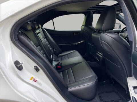 2018 Lexus IS 300