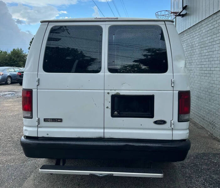 2006 Ford E-Series E-150