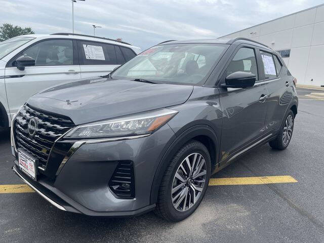 2024 Nissan Kicks SR