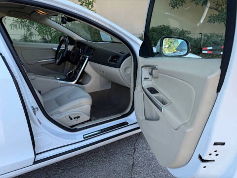 2015 Volvo S60 T5 Drive-E Premier