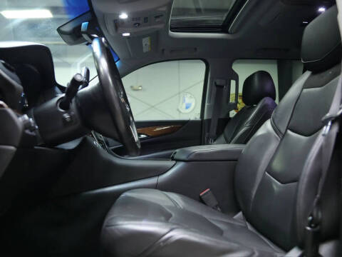 2017 Cadillac Escalade Luxury