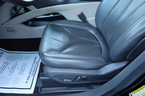 2019 Lincoln Nautilus Select