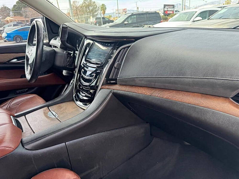 2016 Cadillac Escalade ESV Luxury Collection