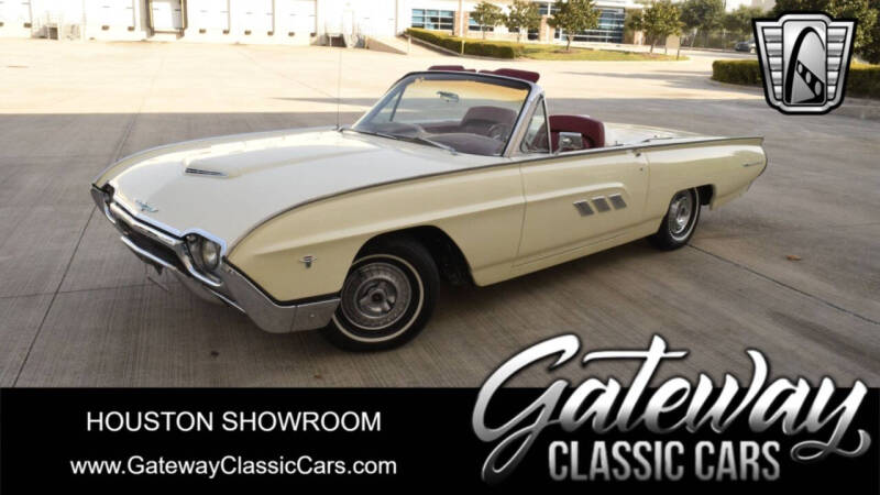 1963 Ford Thunderbird