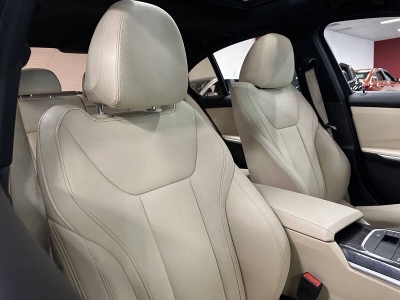 2020 BMW 3 Series 330i