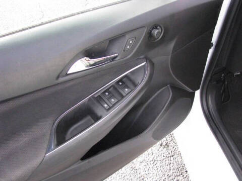 2017 Chevrolet Cruze LT Auto