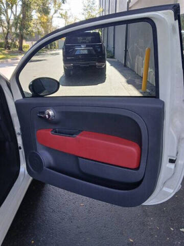 2014 FIAT 500c Lounge