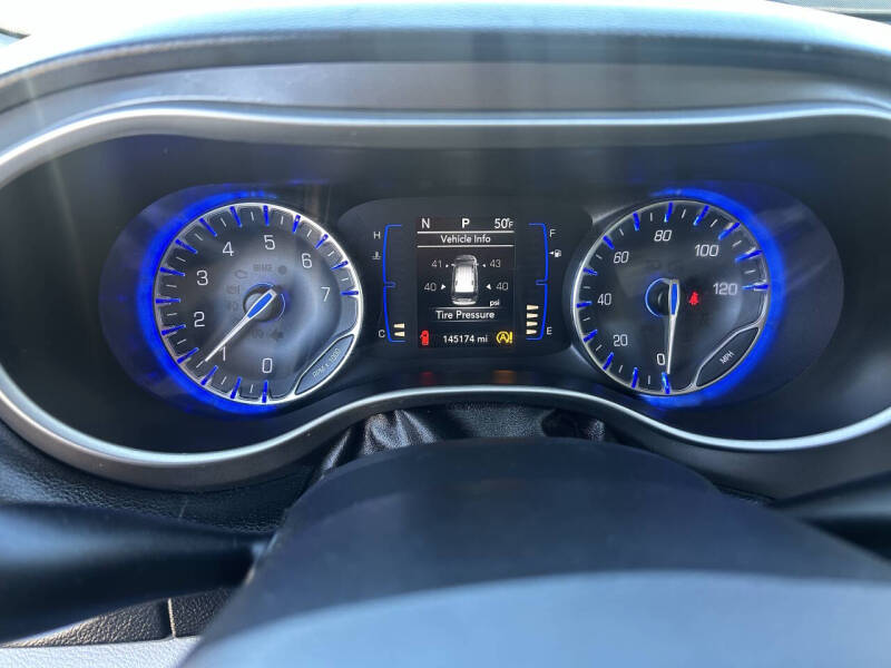 2020 Chrysler Pacifica Touring L