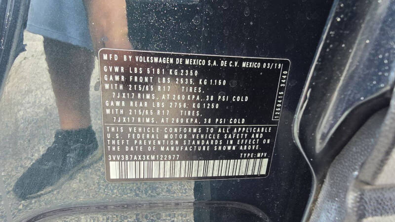 2019 Volkswagen Tiguan SE