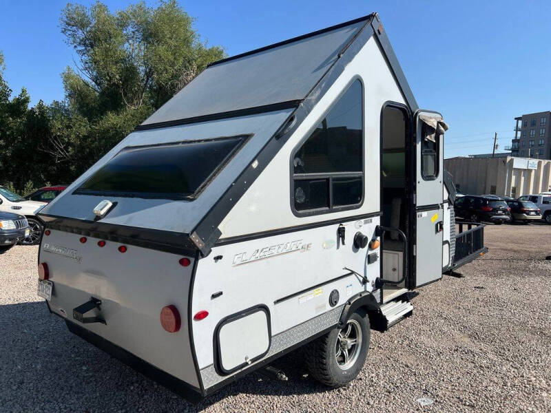 2019 Flagstaff Camping Trailer