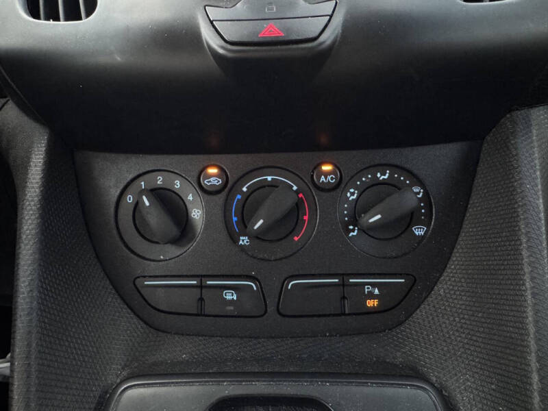 2018 Ford Transit Connect XLT