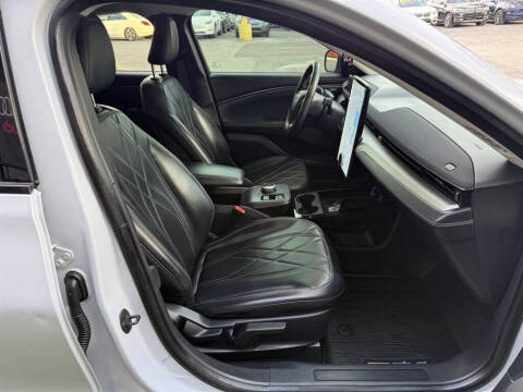 2021 Ford Mustang Mach-E Select