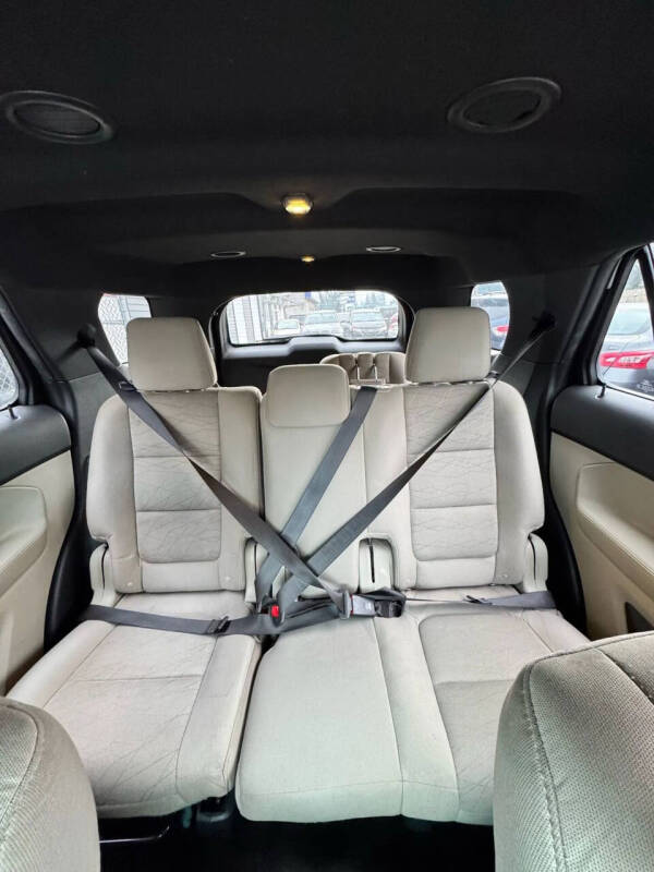 2014 Ford Explorer