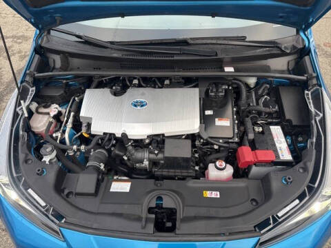 2022 Toyota Prius LE