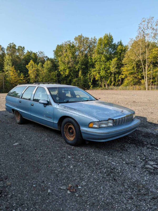 1992 Chevrolet Caprice for sale at JEREMYS AUTOMOTIVE in Casco MI