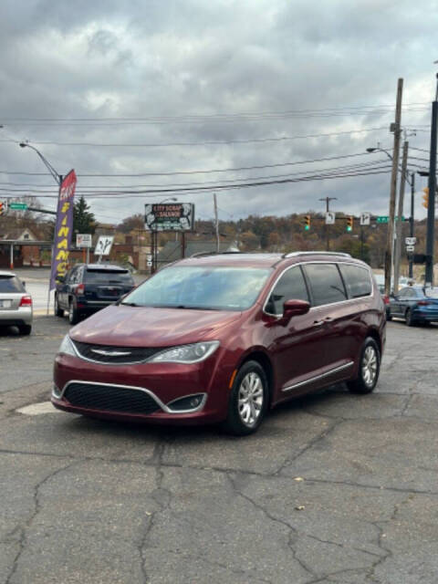 2018 Chrysler Pacifica for sale at Eighty 8 Auto Sales in Akron, OH