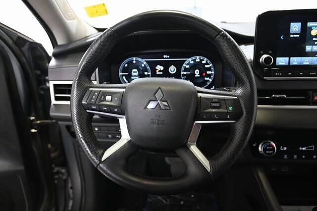 2023 Mitsubishi Outlander PHEV SE