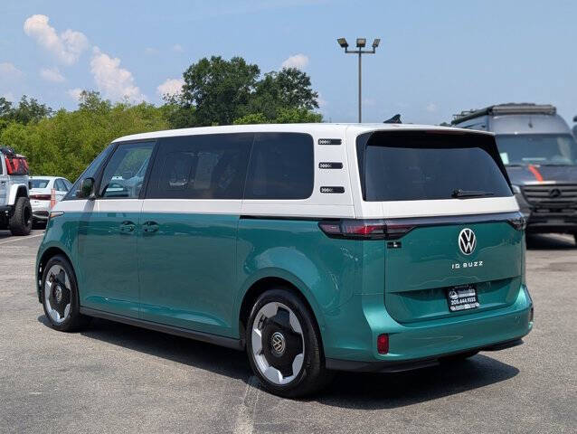 2025 Volkswagen ID. Buzz Pro S Plus