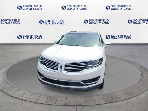 2018 Lincoln MKX for sale at SOUTHFIELD QUALITY CARS in Detroit MI