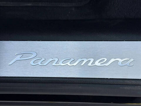 2017 Porsche Panamera