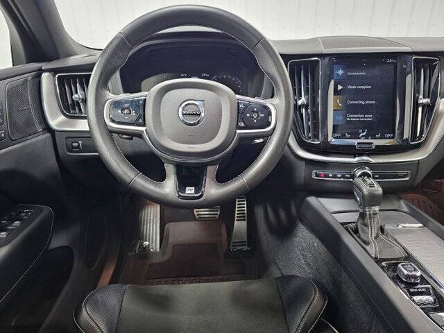 2019 Volvo XC60 T6 R-Design