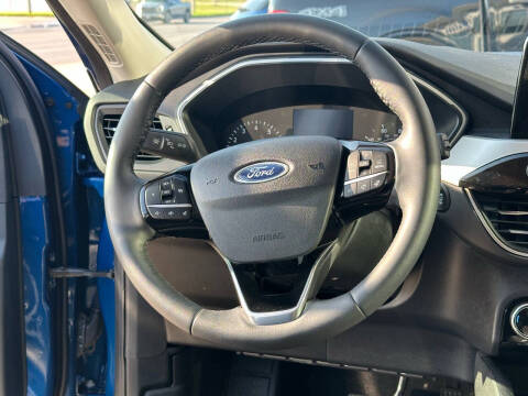 2022 Ford Escape SEL