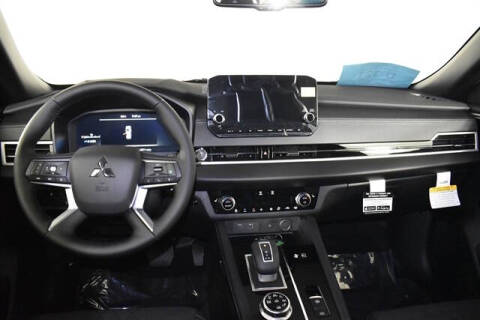 2025 Mitsubishi Outlander PHEV SEL Black Edition