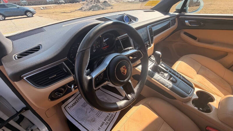 2018 Porsche Macan