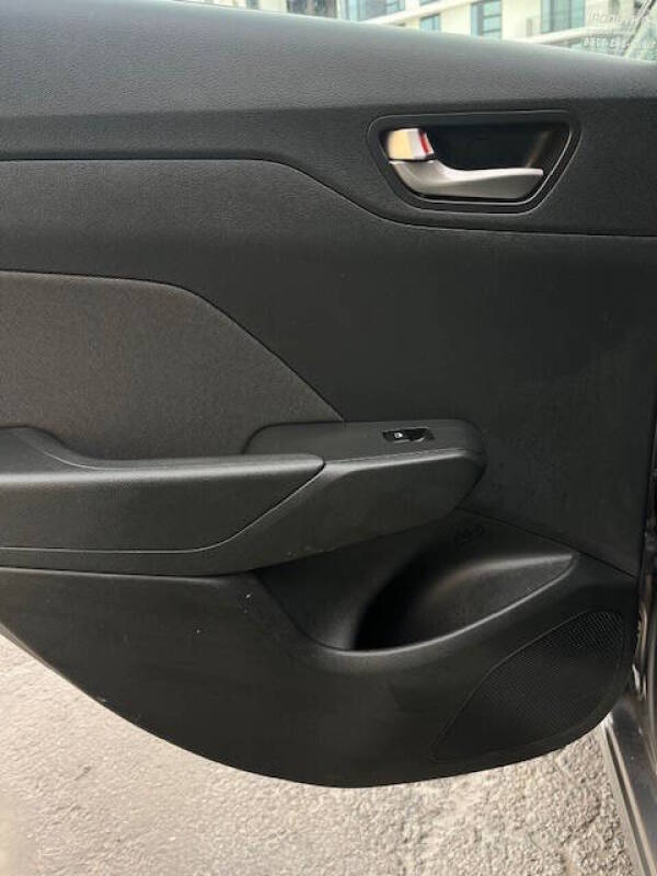 2022 Hyundai Accent SE