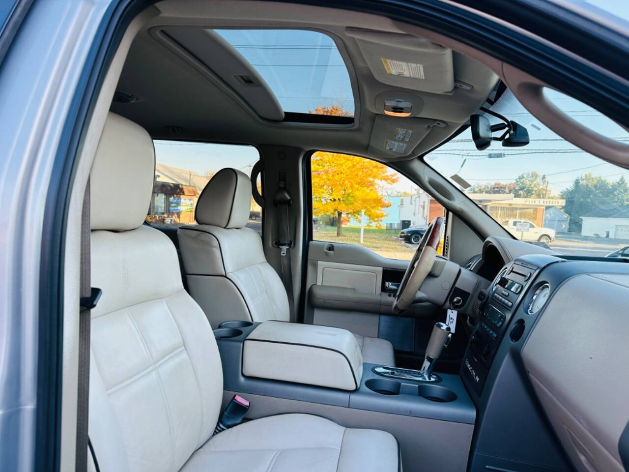 2006 Lincoln Mark LT for sale at American Dream Motors in Winchester, VA